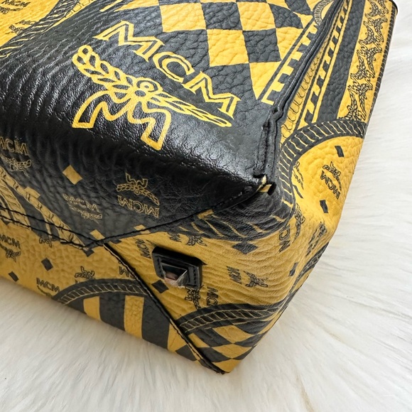MCM Geometric Black and Yellow Tote - Picture 6 of 14